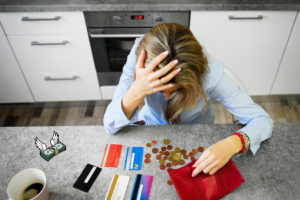 Descubra estratégias práticas e acessíveis para fazer sobrar dinheiro todo mês, mesmo se sua renda for baixa.